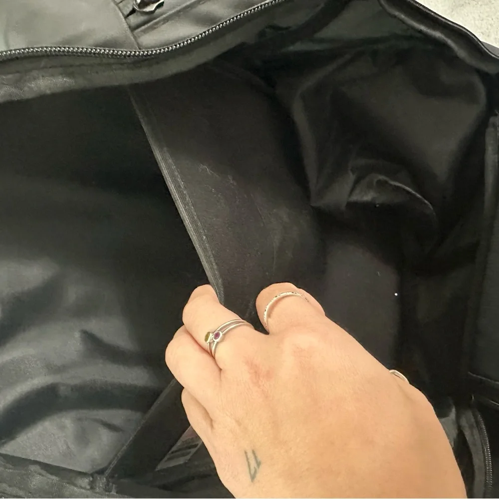 Gymshark Black Men's Backpack - Picture 8 of 9